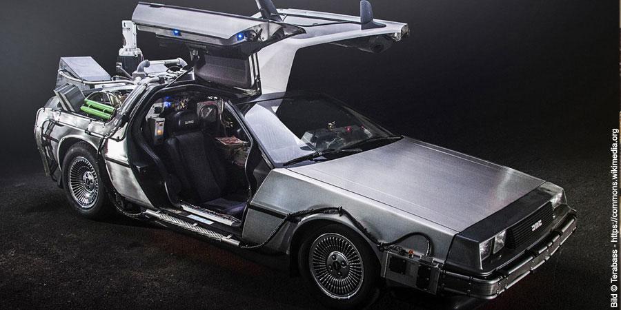 DeLorean DMC-12