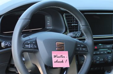 Lenkrad Seat Leon mit Wintercheck Post-it